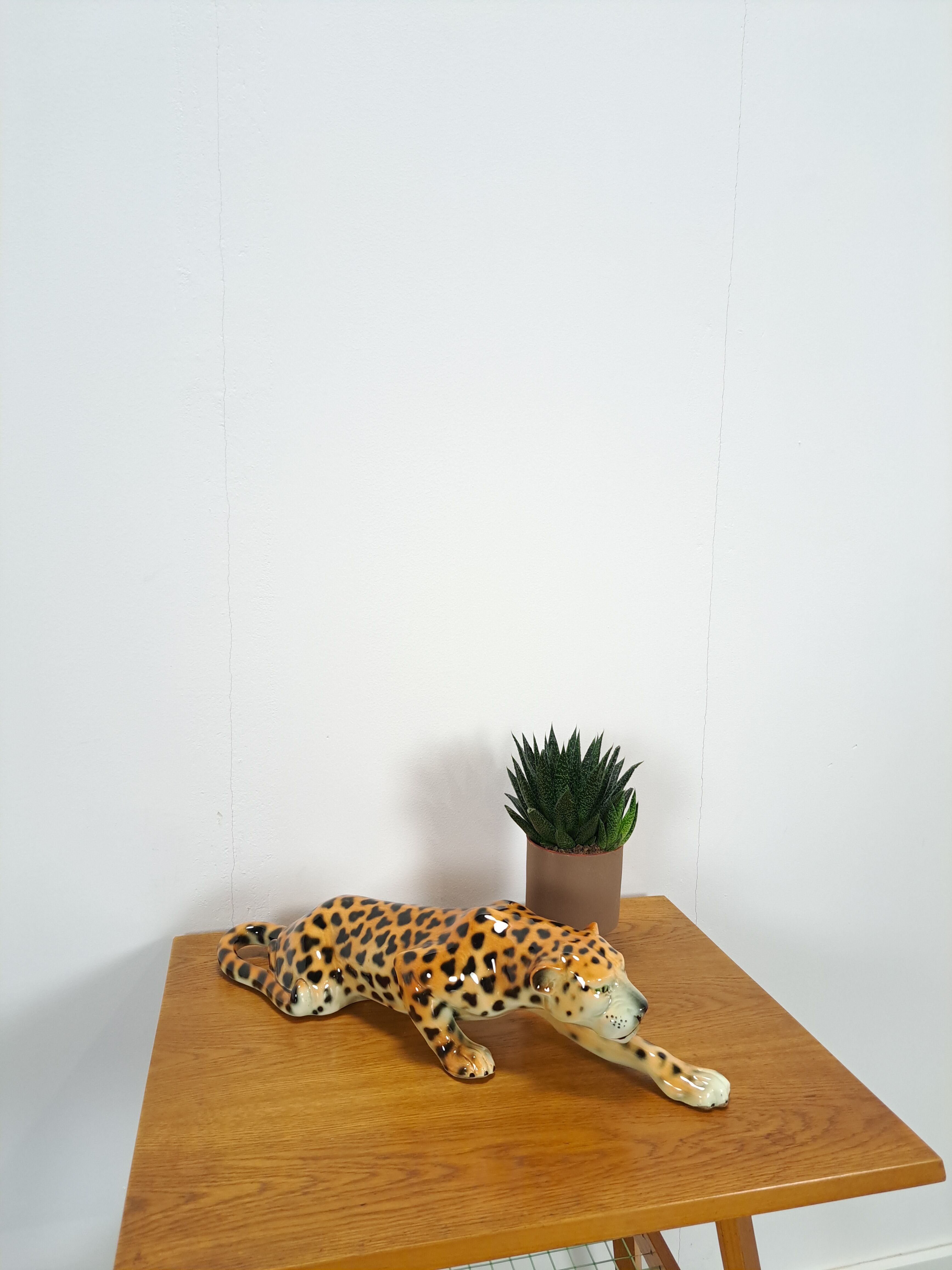 Porcelain statue leopard vintage