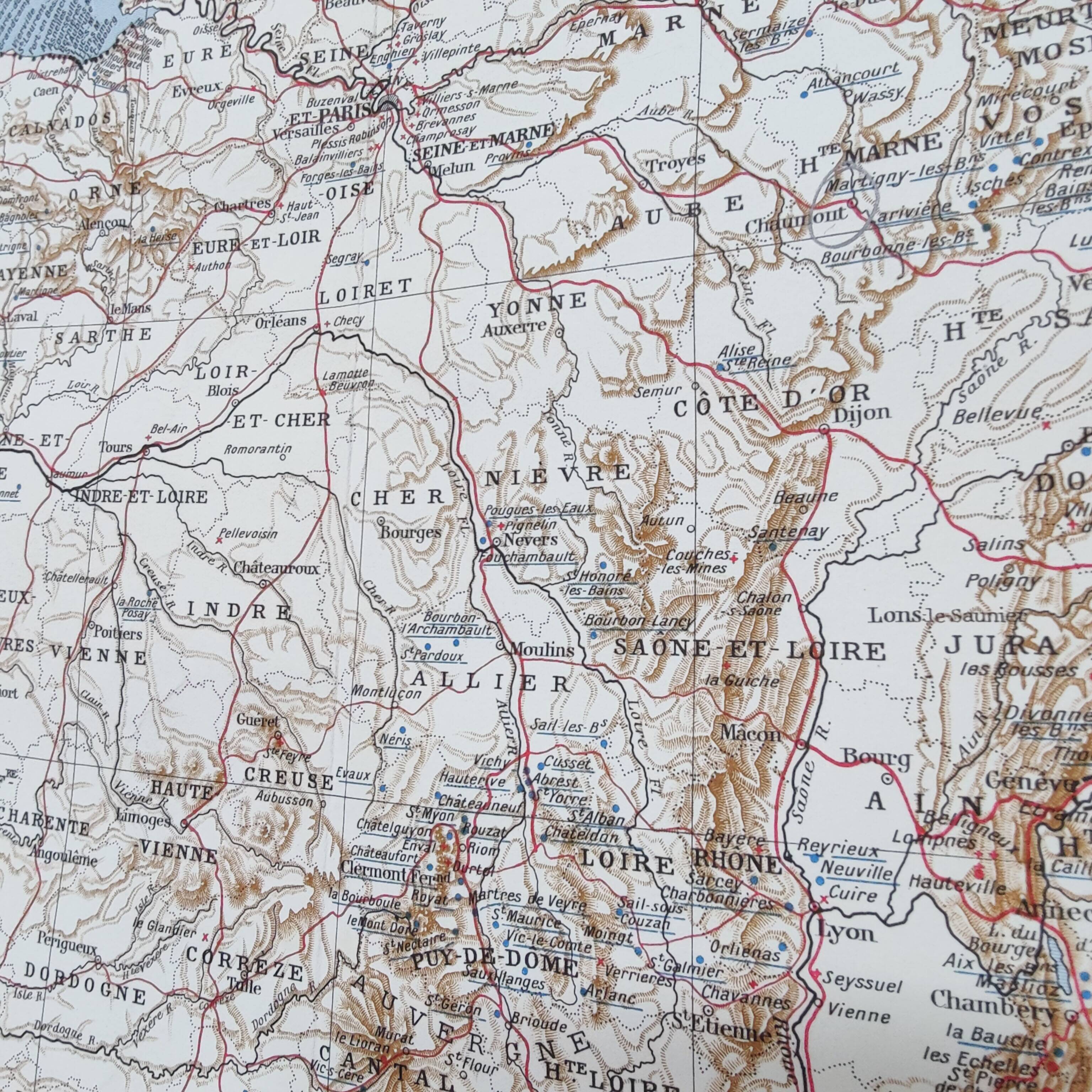 Vintage map of seaside and thermal France from 1950