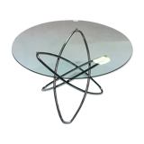 Round table in chrome and glass