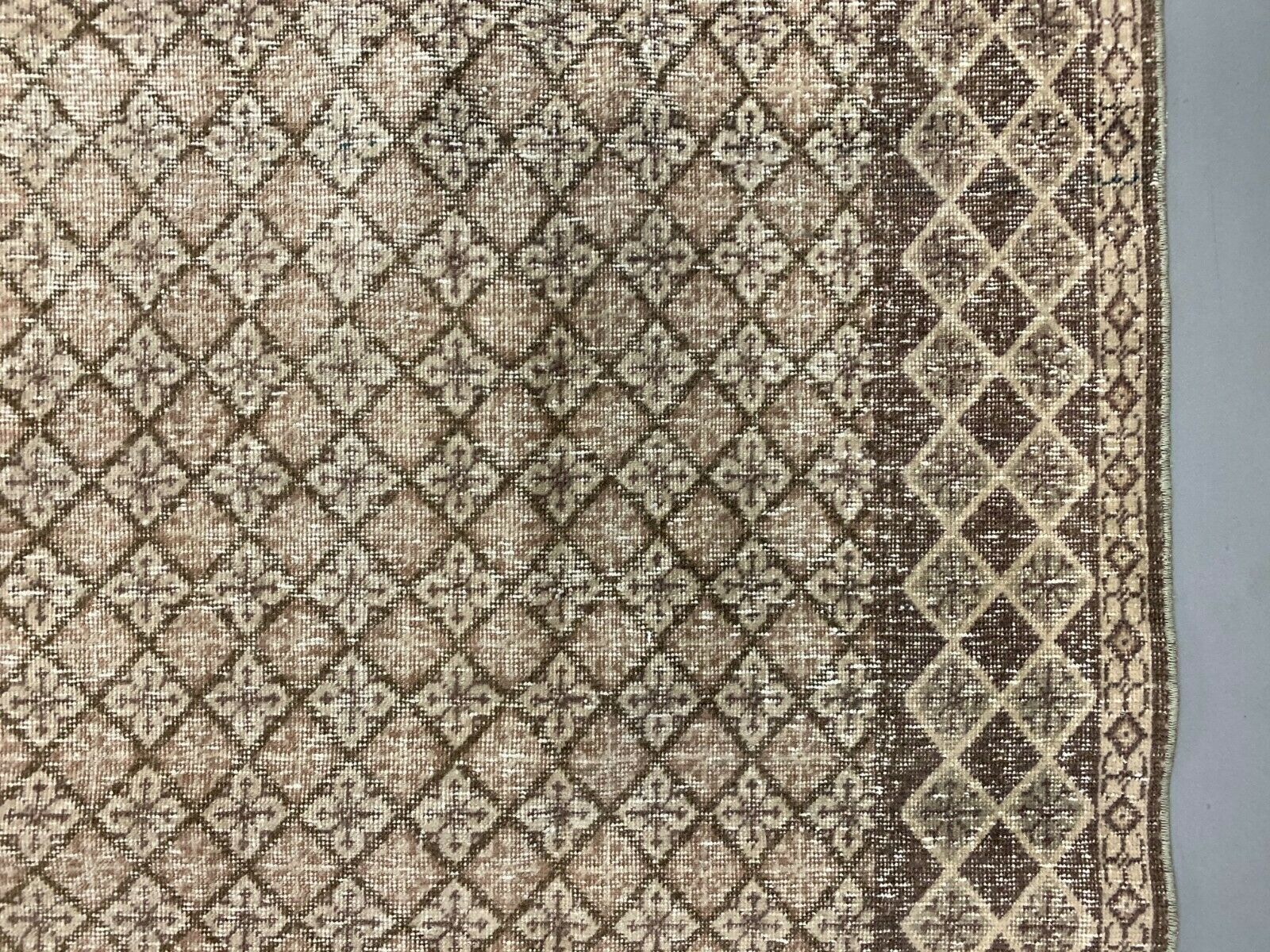 Turkish rug 225x137 cm wool