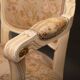 Paire de fauteuils de style Louis XV – Bois sculpté, doré et tissu brocart