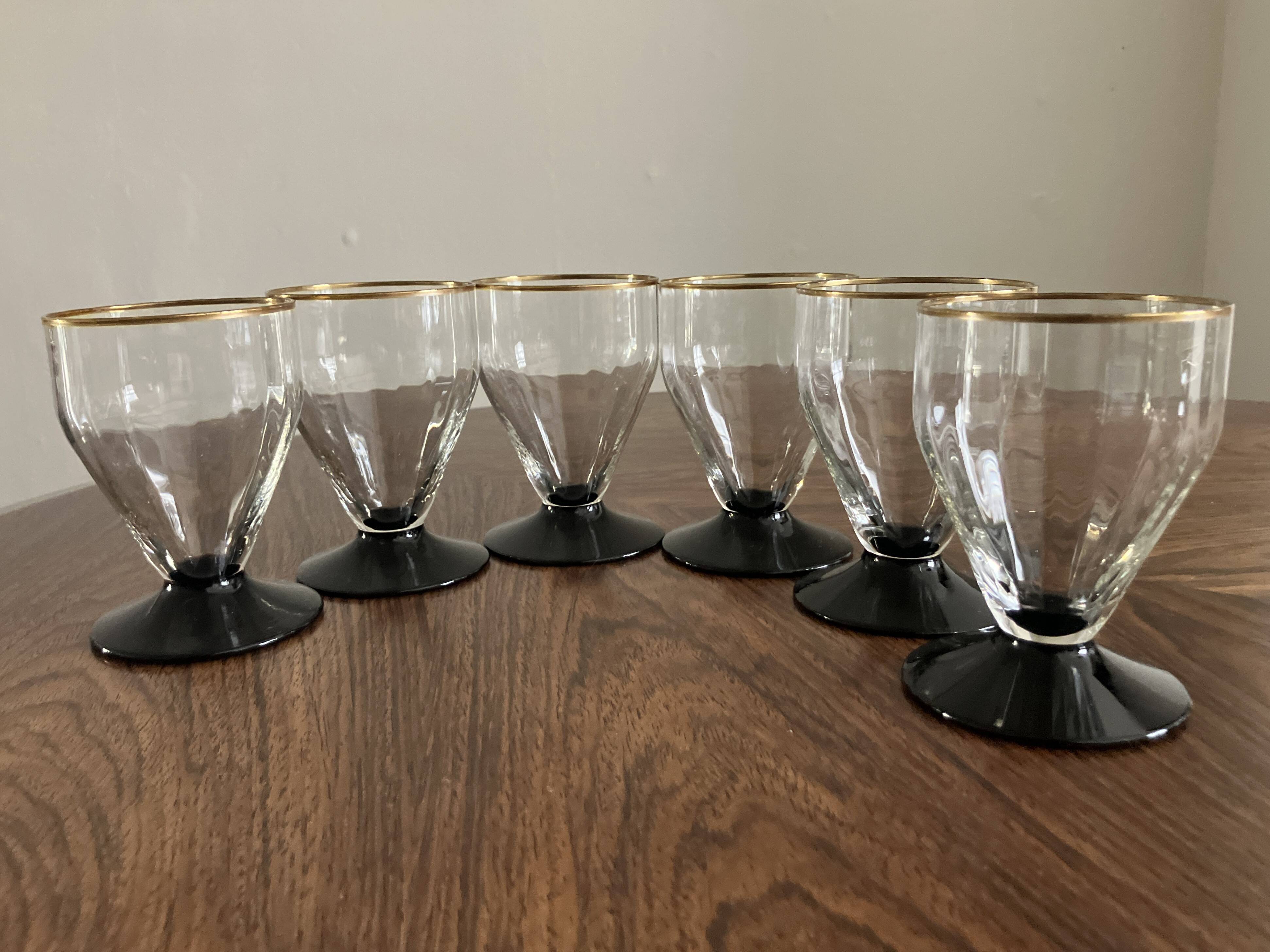 Suite de 6 verres Art Déco, années 30
