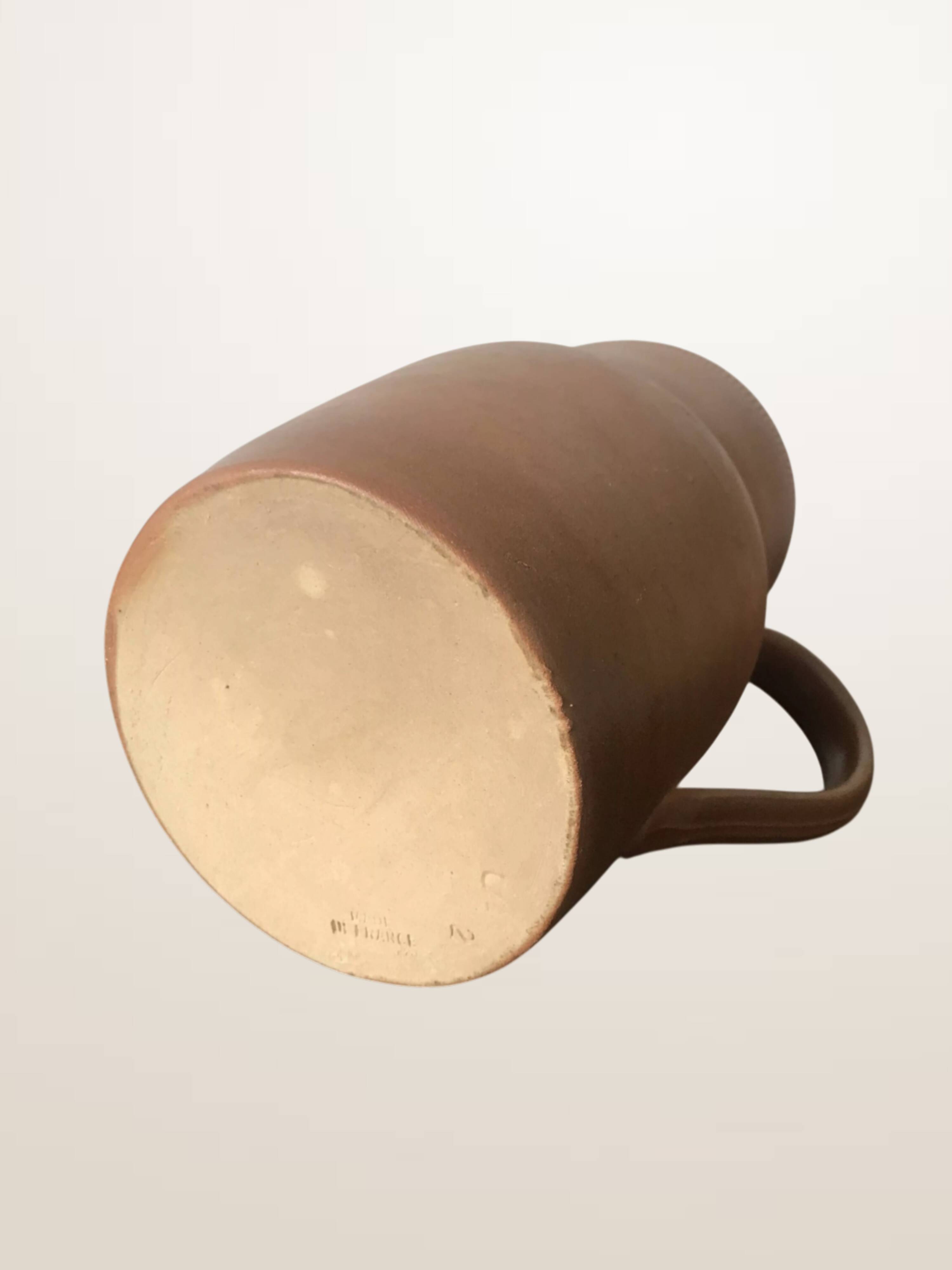 Set of 3 matte stoneware jugs