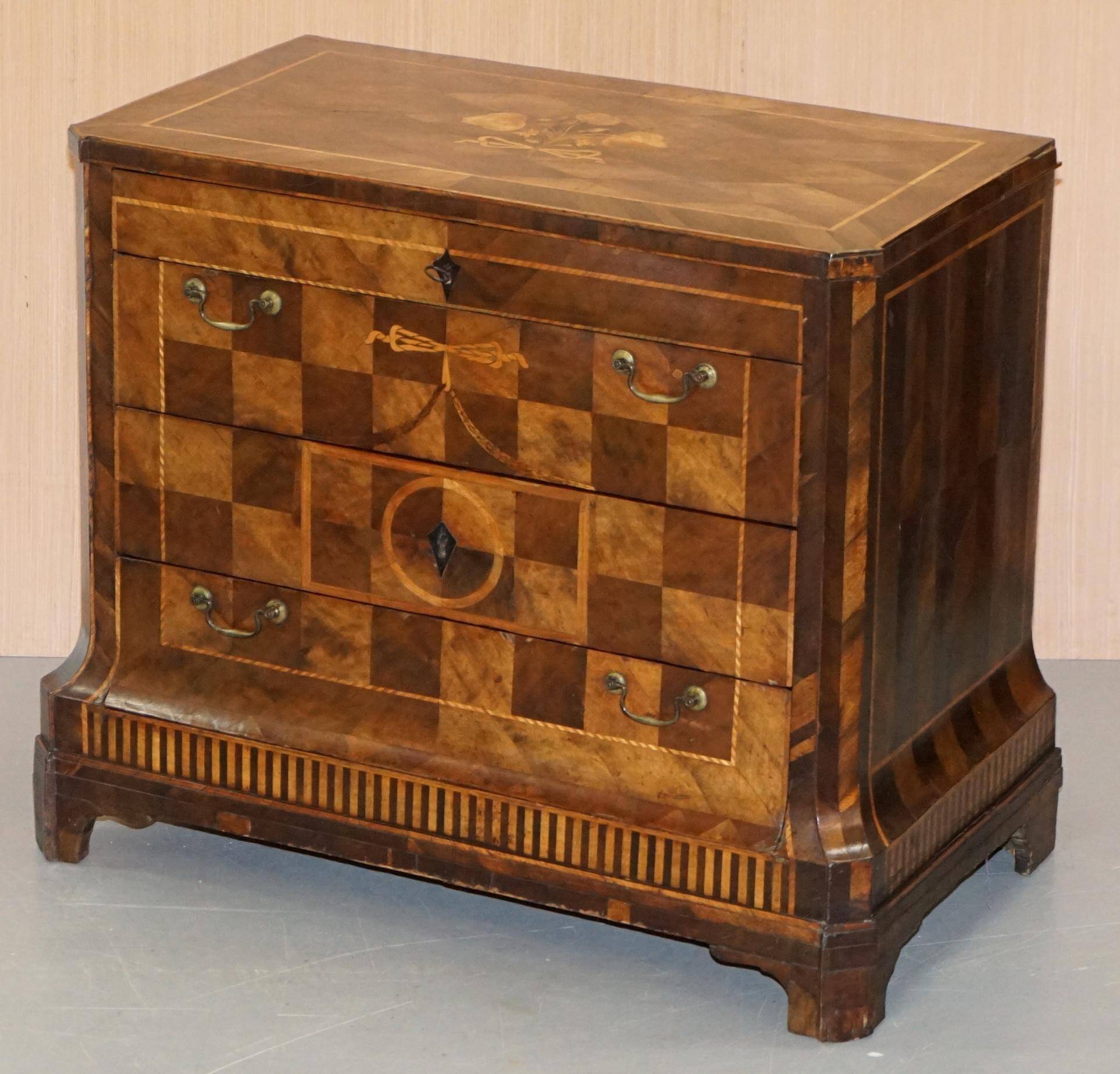 Rare commode with continental marquetry parquetry circa 1780