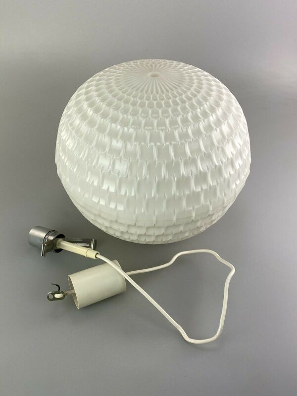 Suspension Erco plastique space age design