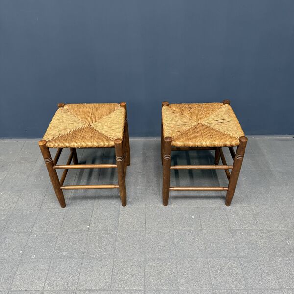 Ensemble de tabourets hollandais en bois de hêtre avec assise en paille
