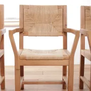 Ensemble de quatre chaises de salle à manger danoises modernes du milieu du siècle en papercord et pin massif.