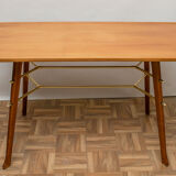 Table basse des années 1950 en bois de cerisier
