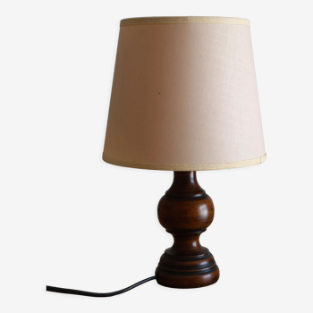 Vintage table lamp in turned wood and fabric lampshade