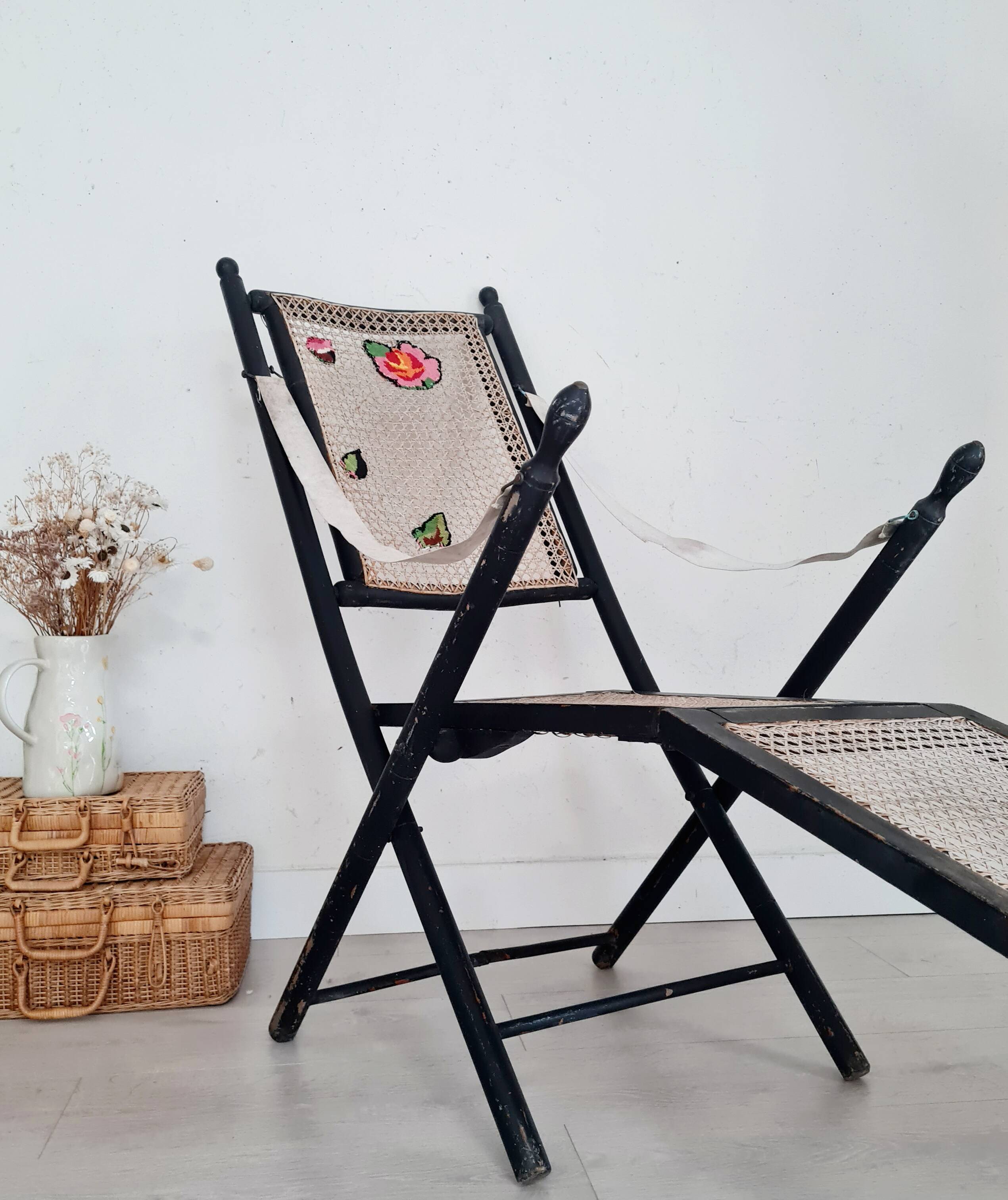 Transat ancien - chaise longue bois et cannage