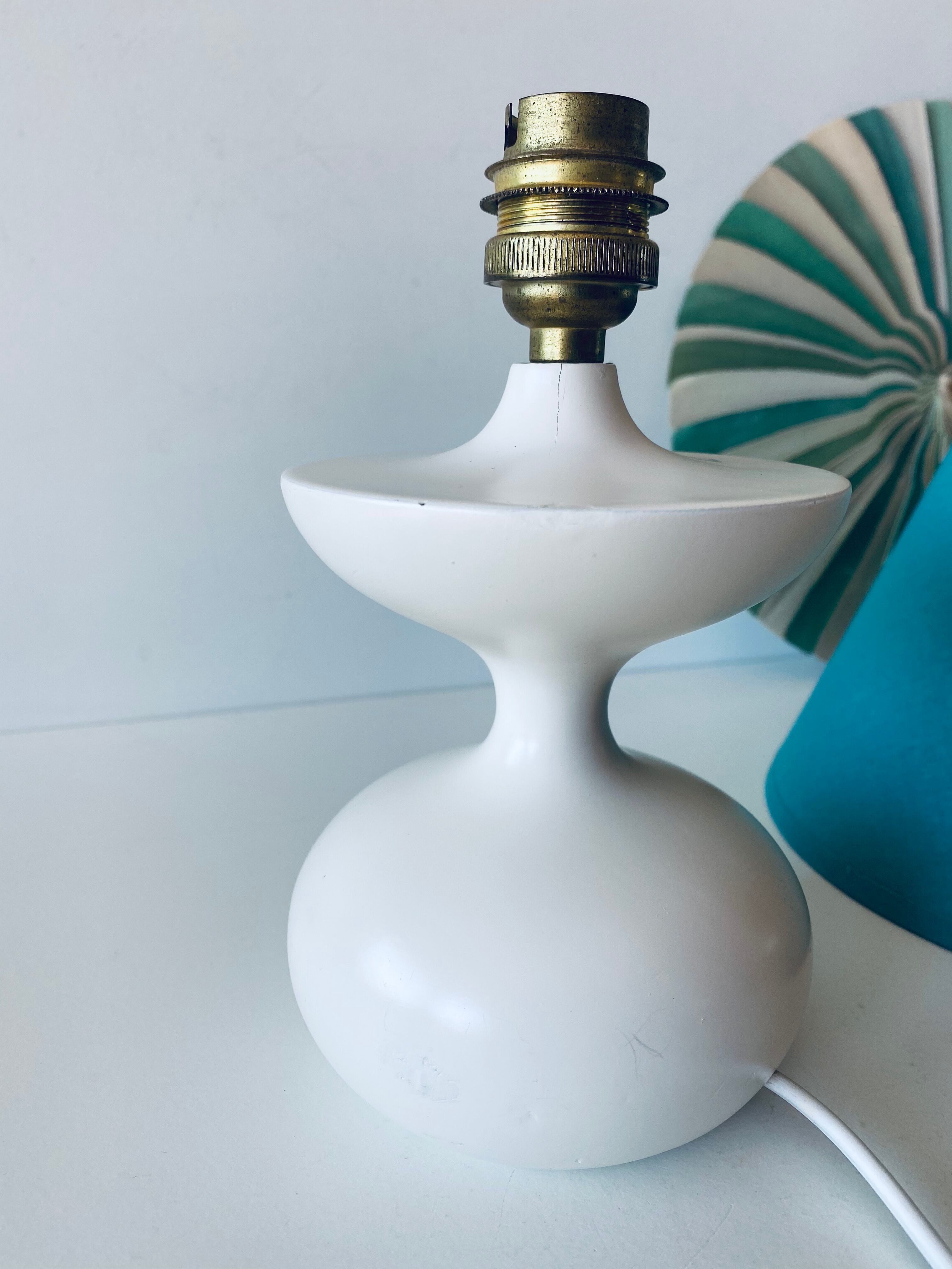Vintage lamp shape diabolo