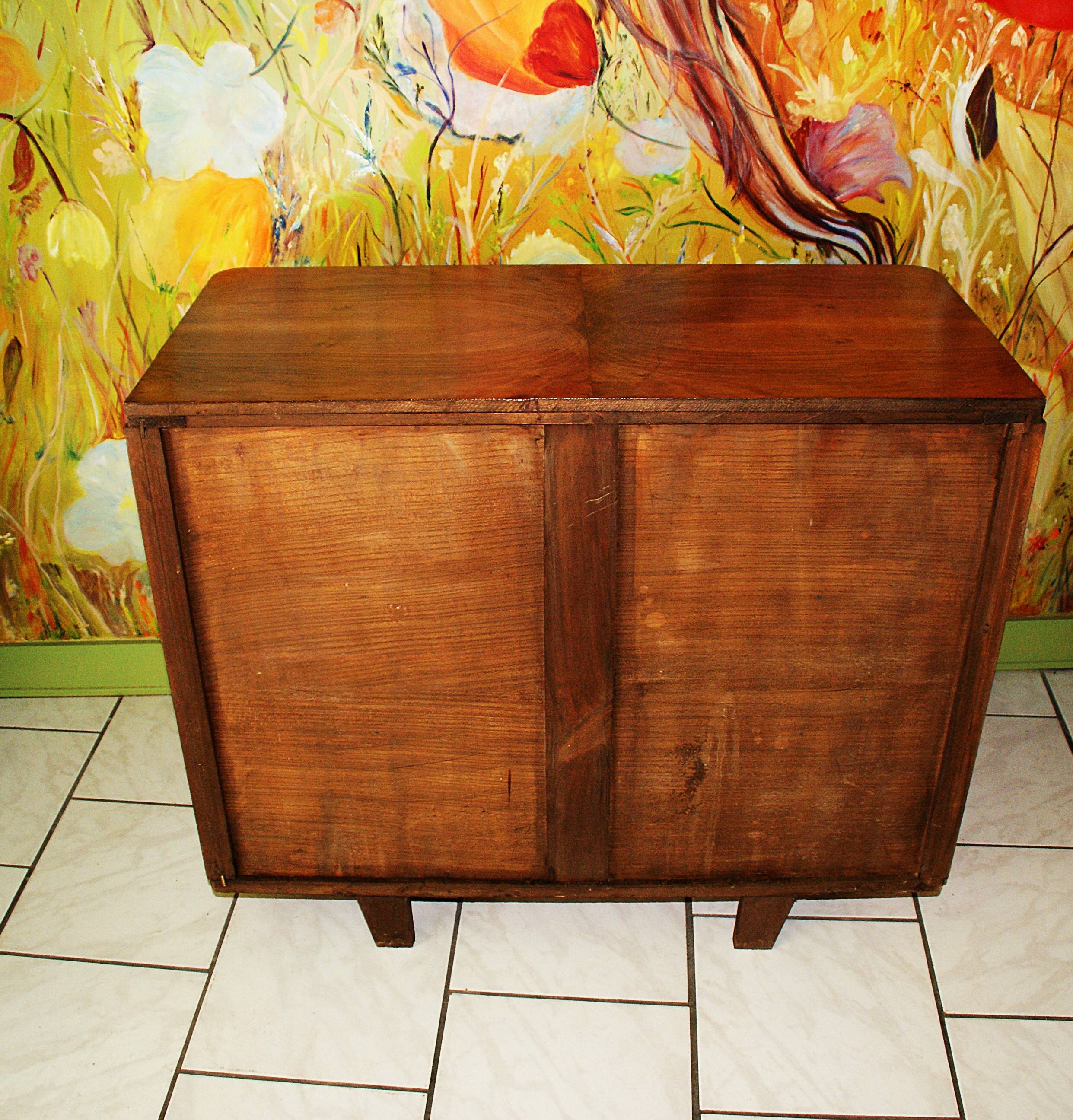 Art Deco commode from around 1930