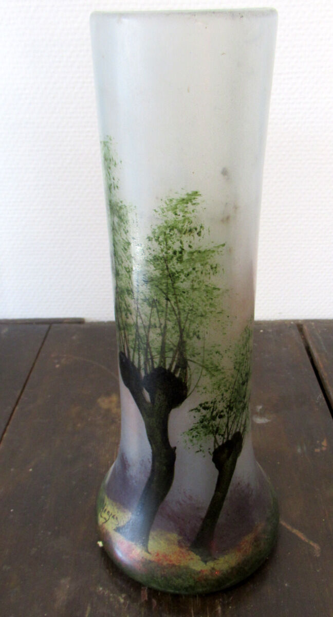 Paire de vases, signés Legras