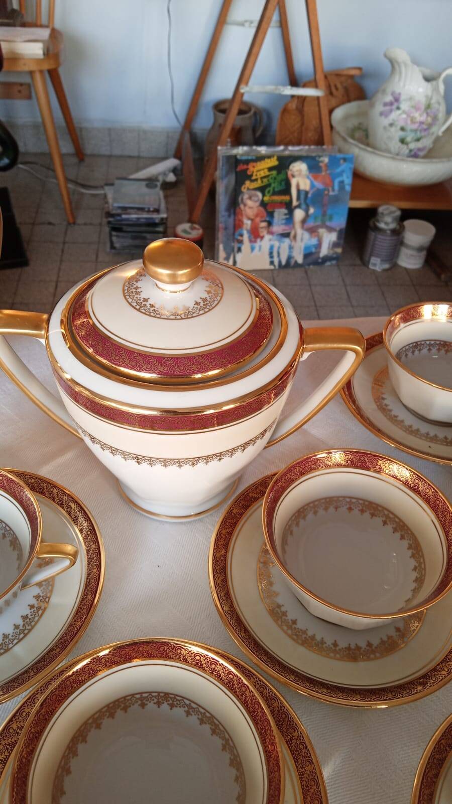 Vilatte Limoges Porcelain Coffee Service 13 Pieces, 11 People 1950