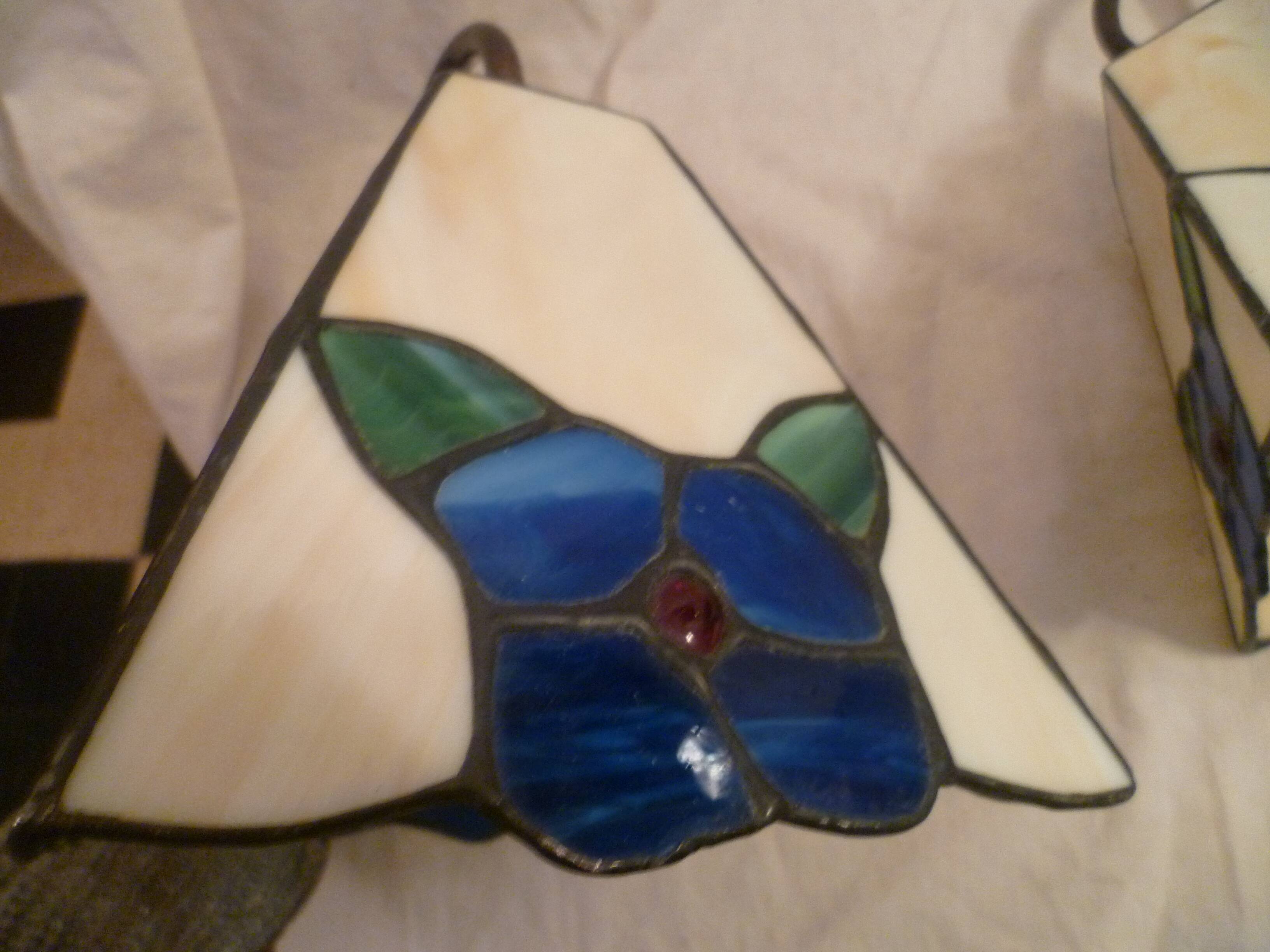 Pair of brass and color mosaic wall lights with floral pattern from the 70's