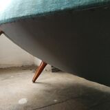 Meridian, velvet bench