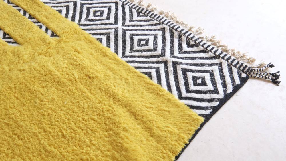 Berber Ethnic Rug - 296 x 196 cm