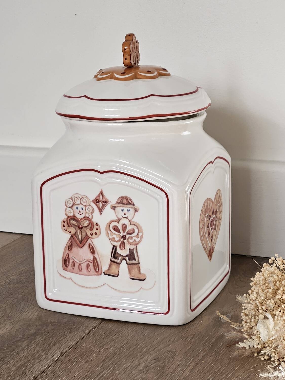 Villeroy and Boch ceramic candy dish