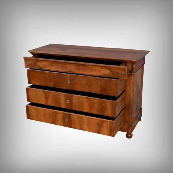 Commode en ronce de noyer, époque Restauration – 1ère partie XIXe