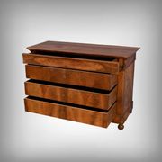 Walnut burl commode, Restoration period – early 19th century