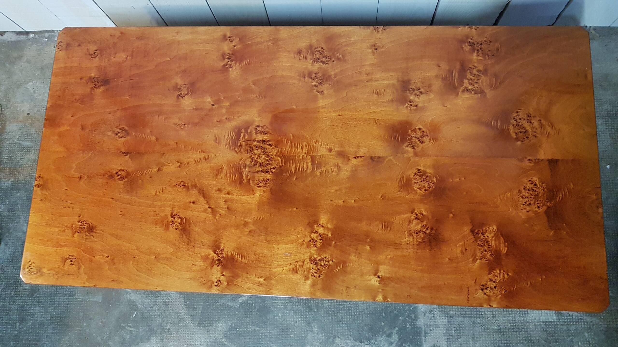 Coffee table from the 70s, elm magnifying glass veneer