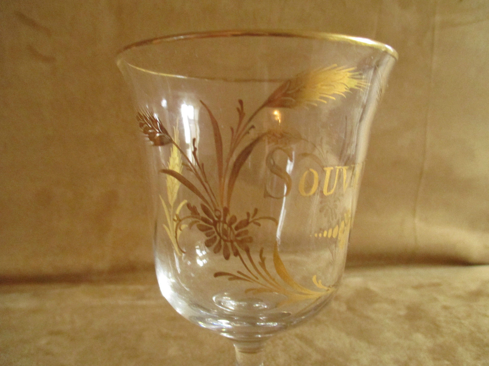 Glass "remember" early twentieth