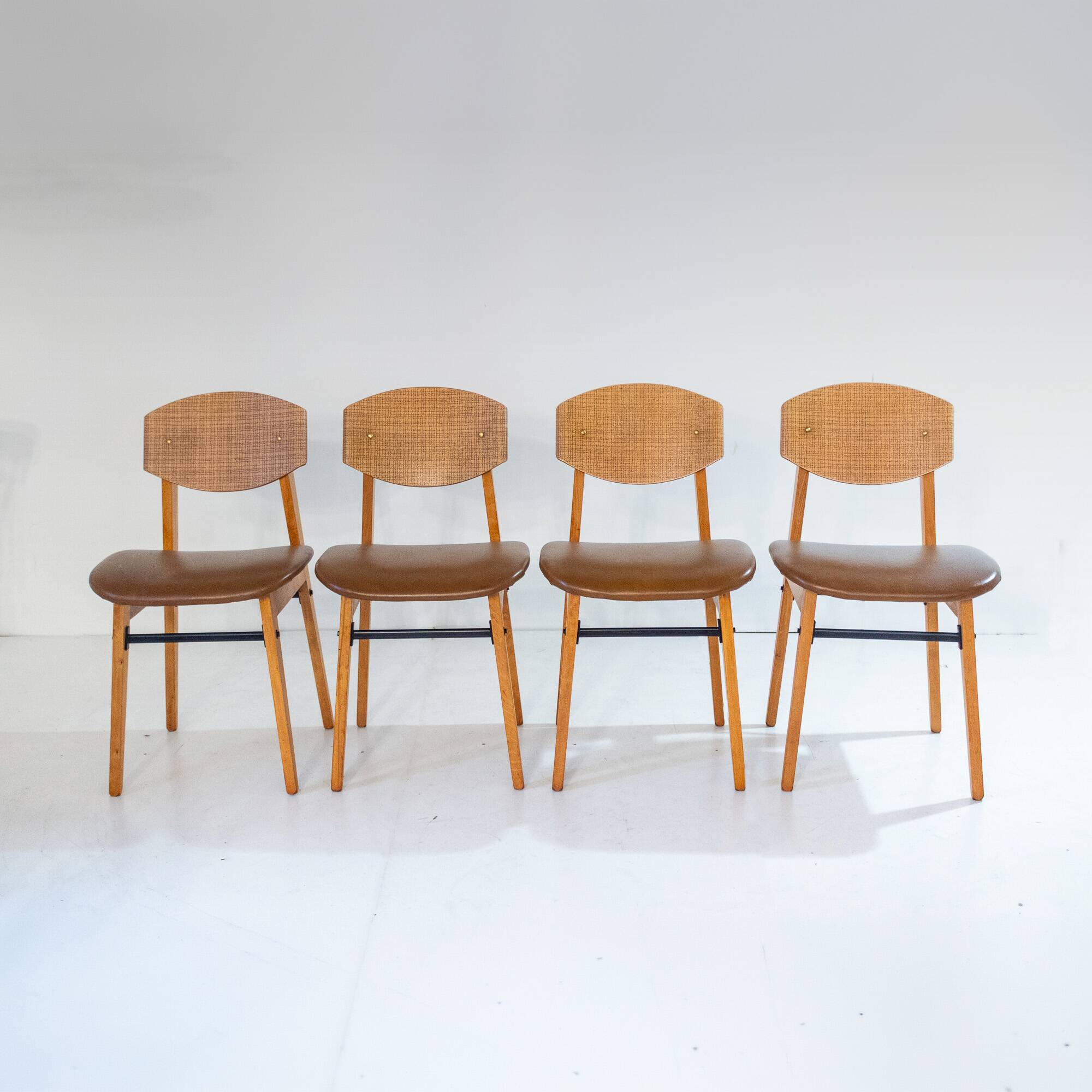 Mid- Century Modern Dining Chairs in Scandinavian Style