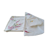 Antique tablecloths & napkins