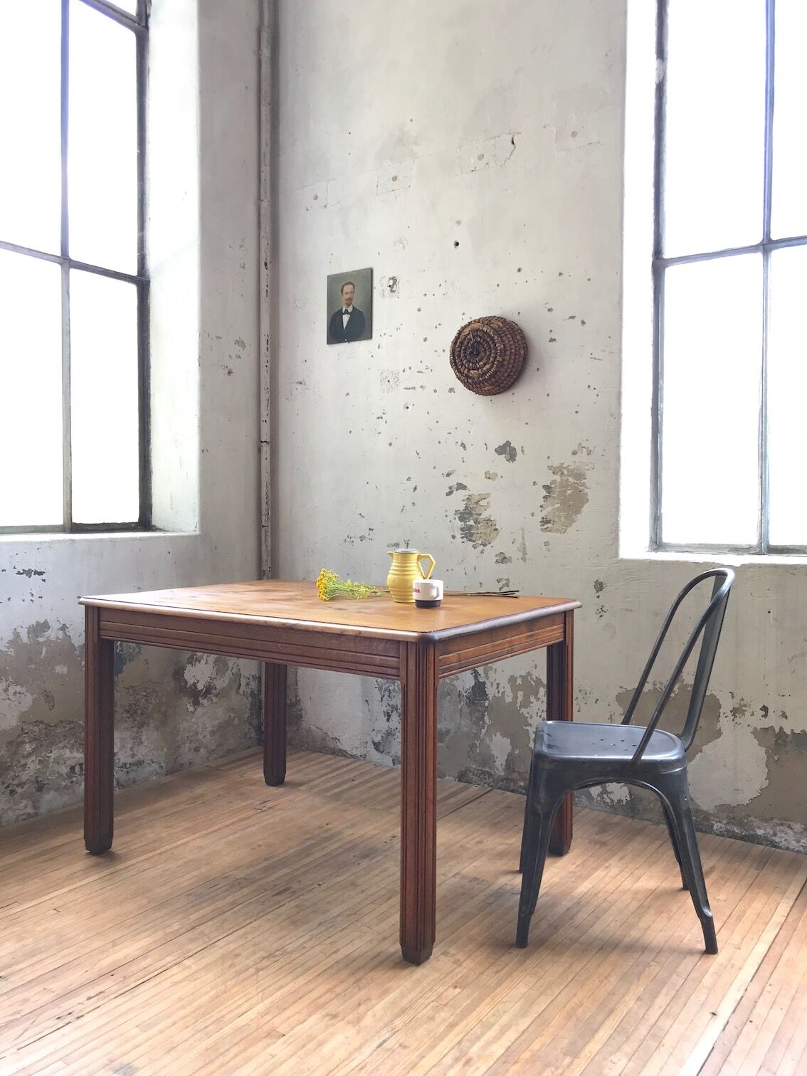 Bistro table in solid oak