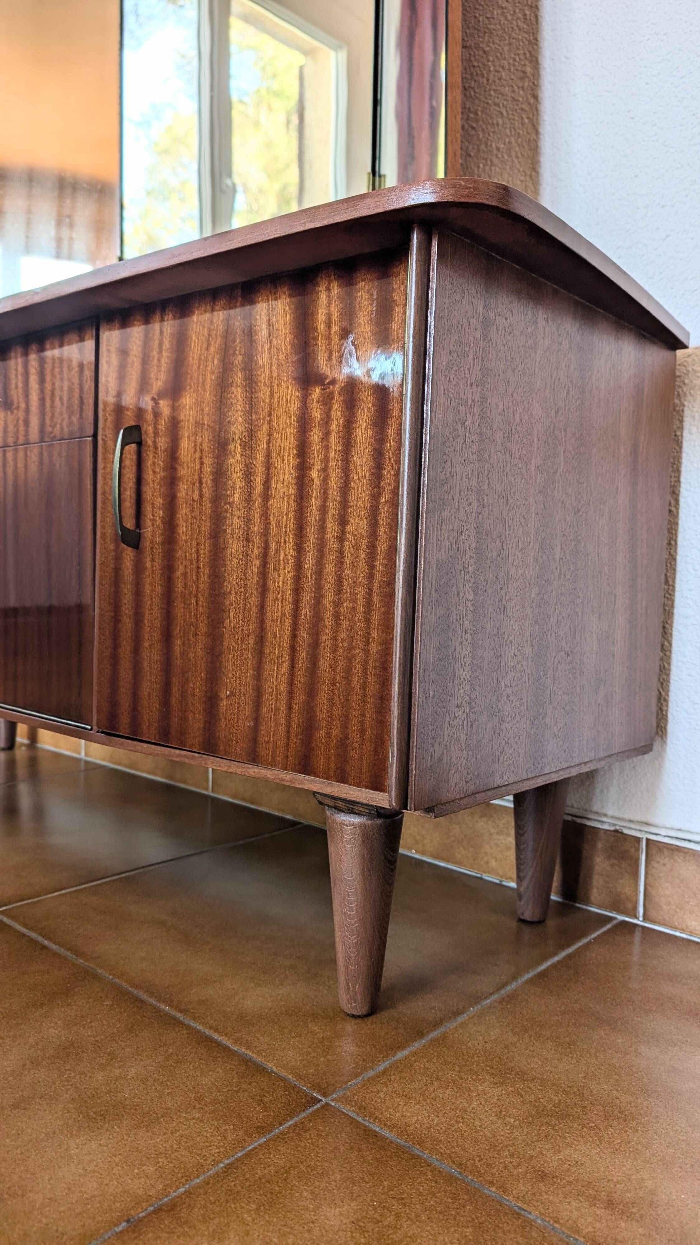Vintage 70s dressing table with triptych mirror and matching bench.