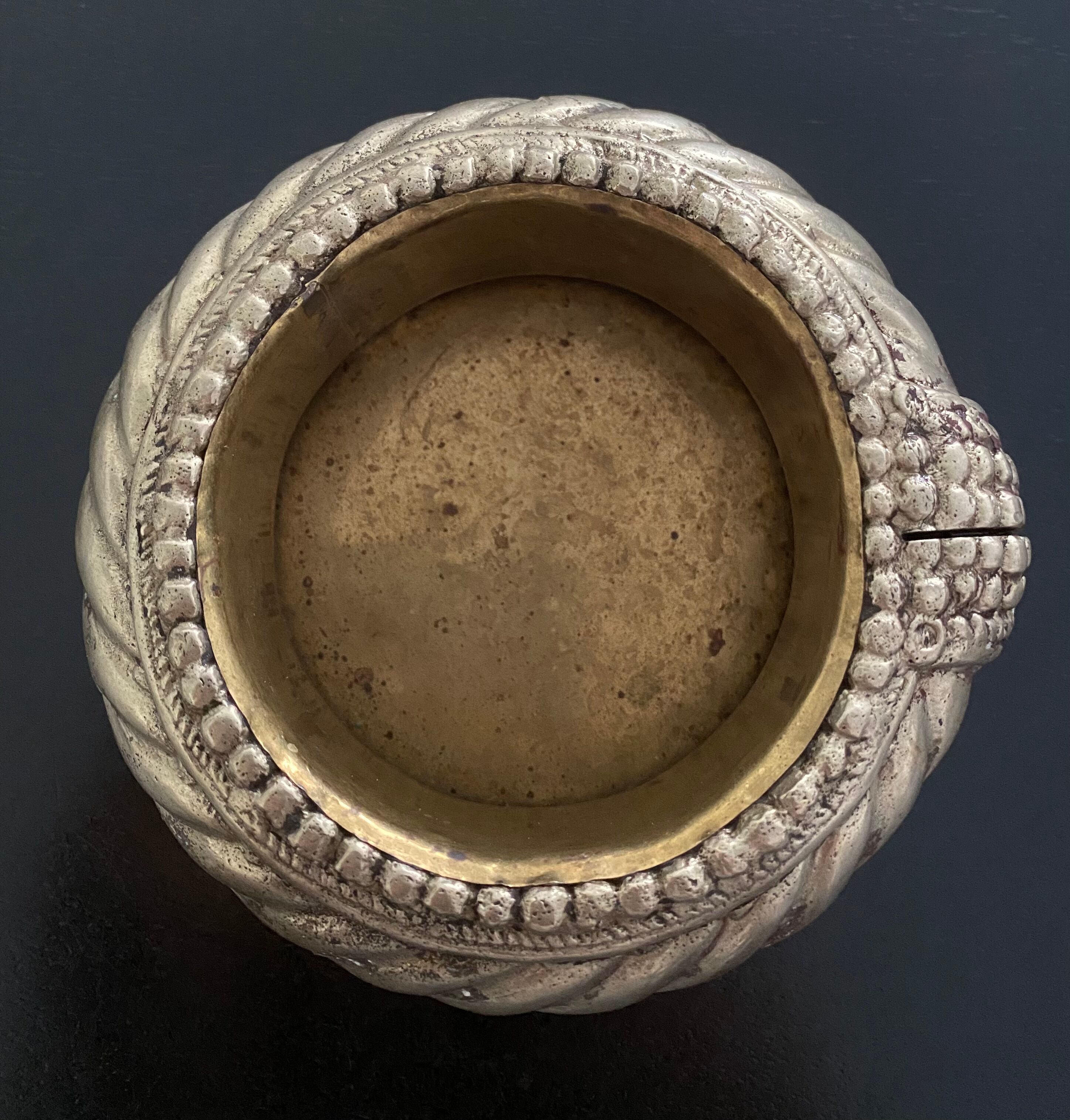 Empty vintage pockets