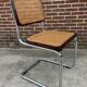 Ensemble de 4 chaises Cesca B32 conçues par Marcel Breuer, cadre marron foncé.