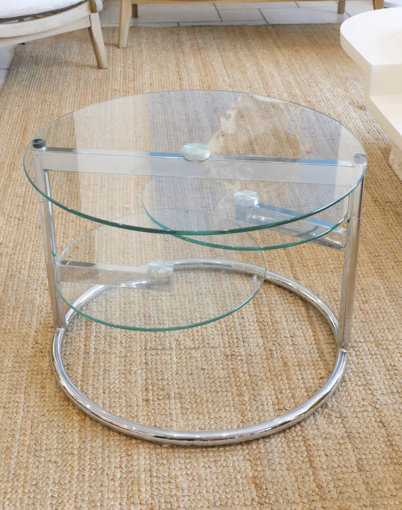 Table basse en verre et métal tubulaire avec plateaux pivotants