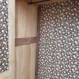 Armoire parisienne patine ancienne "lys"