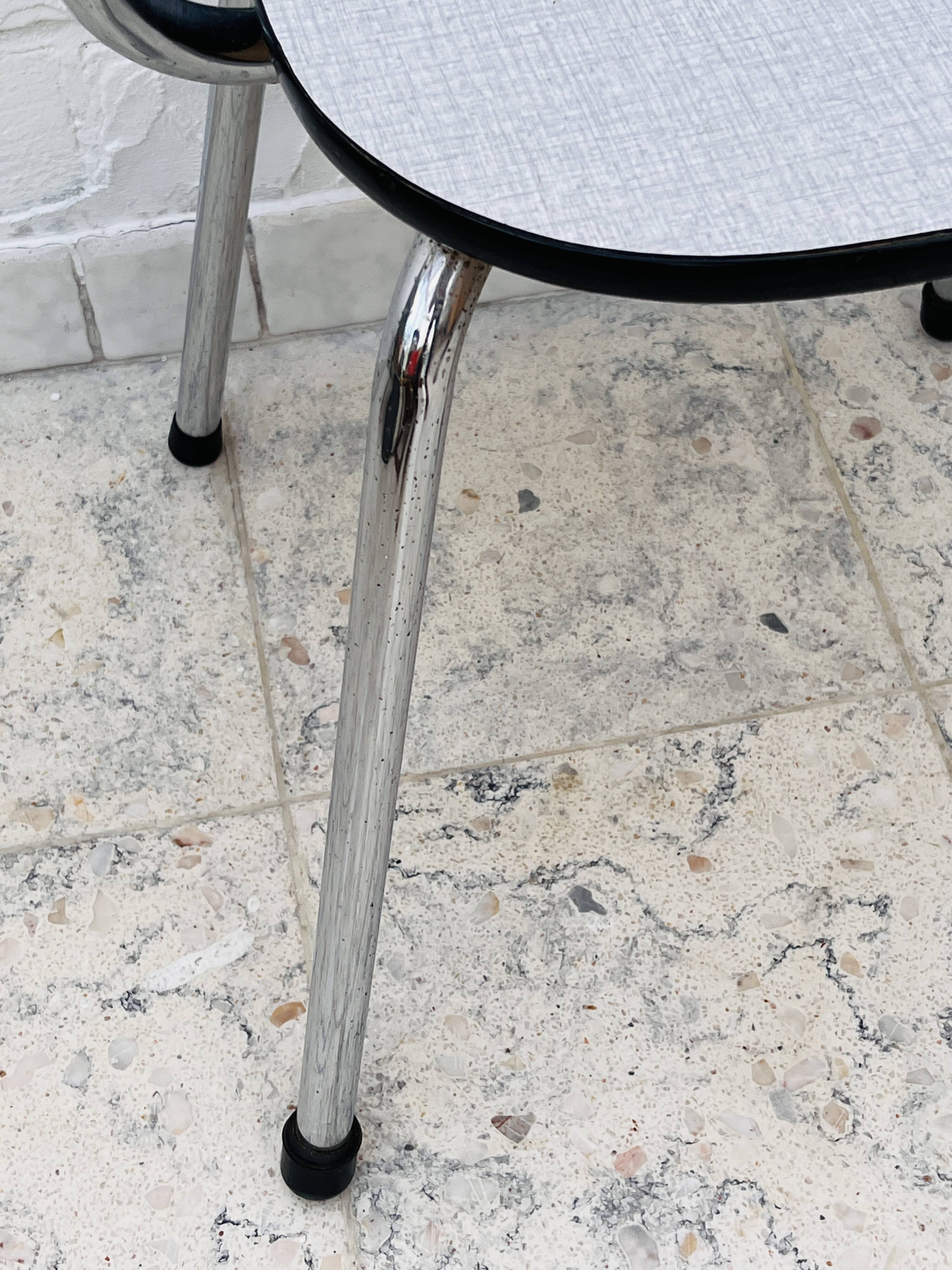 Set of 2 Formica chairs