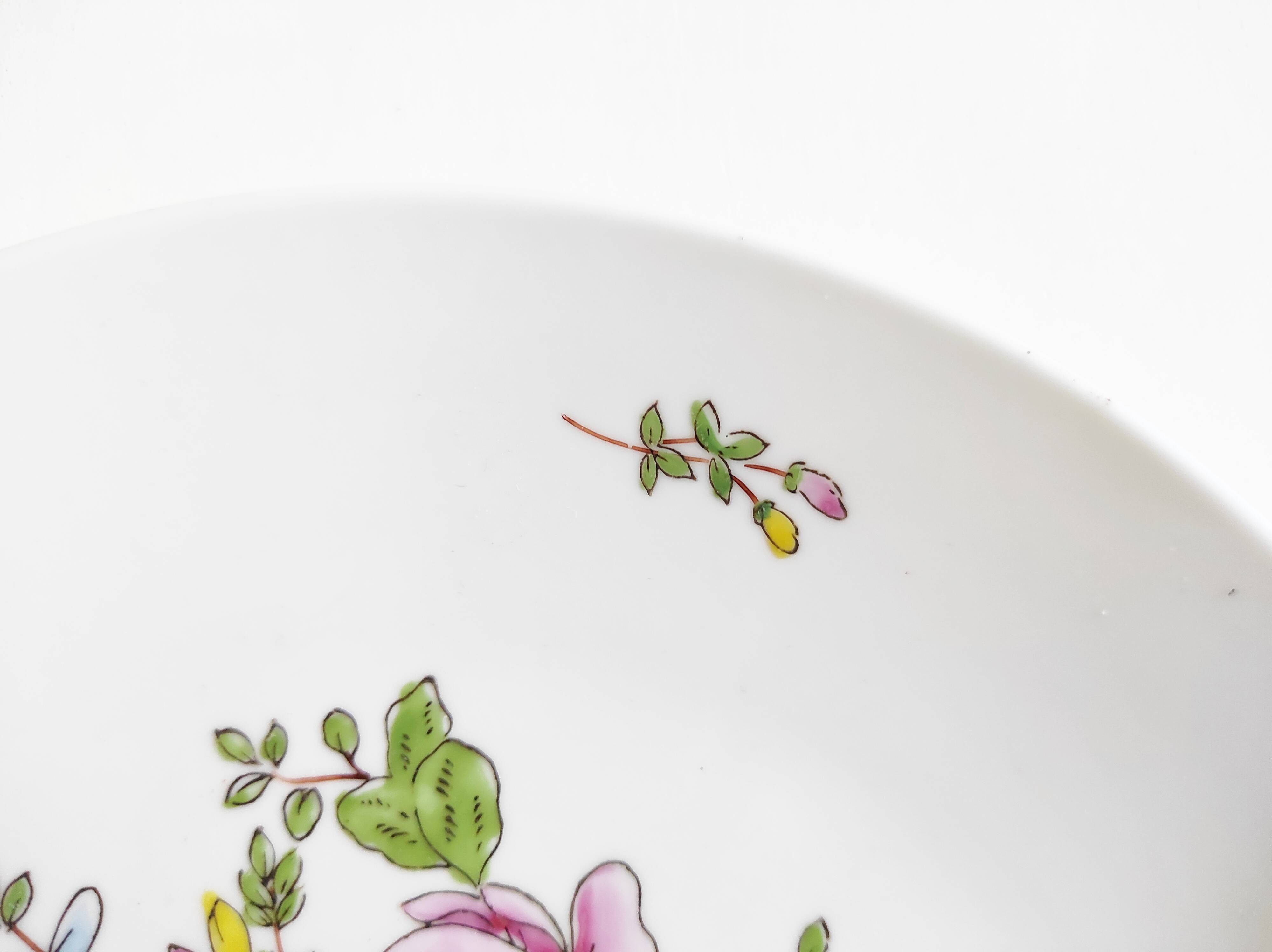 Chinese plate with hand-painted flowers