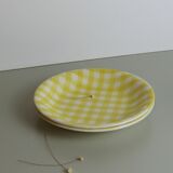 Set of two yellow and white Salins gingham plates