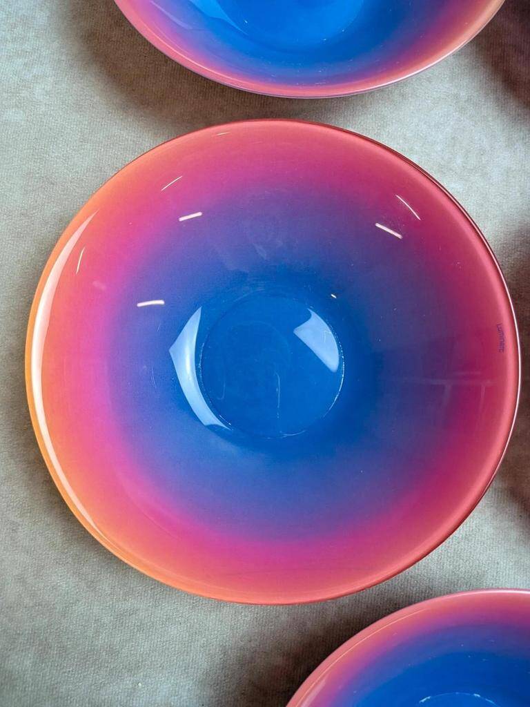 Set of 7 vintage coloured Luminarc bowls