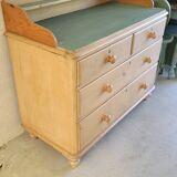 Old Pichpin chest of drawers