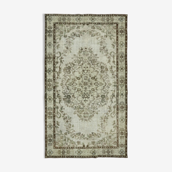 Hand-knotted vintage oriental 1980s 182 cm x 309 cm grey rug