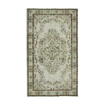 Hand-knotted vintage oriental 1980s 182 cm x 309 cm grey rug