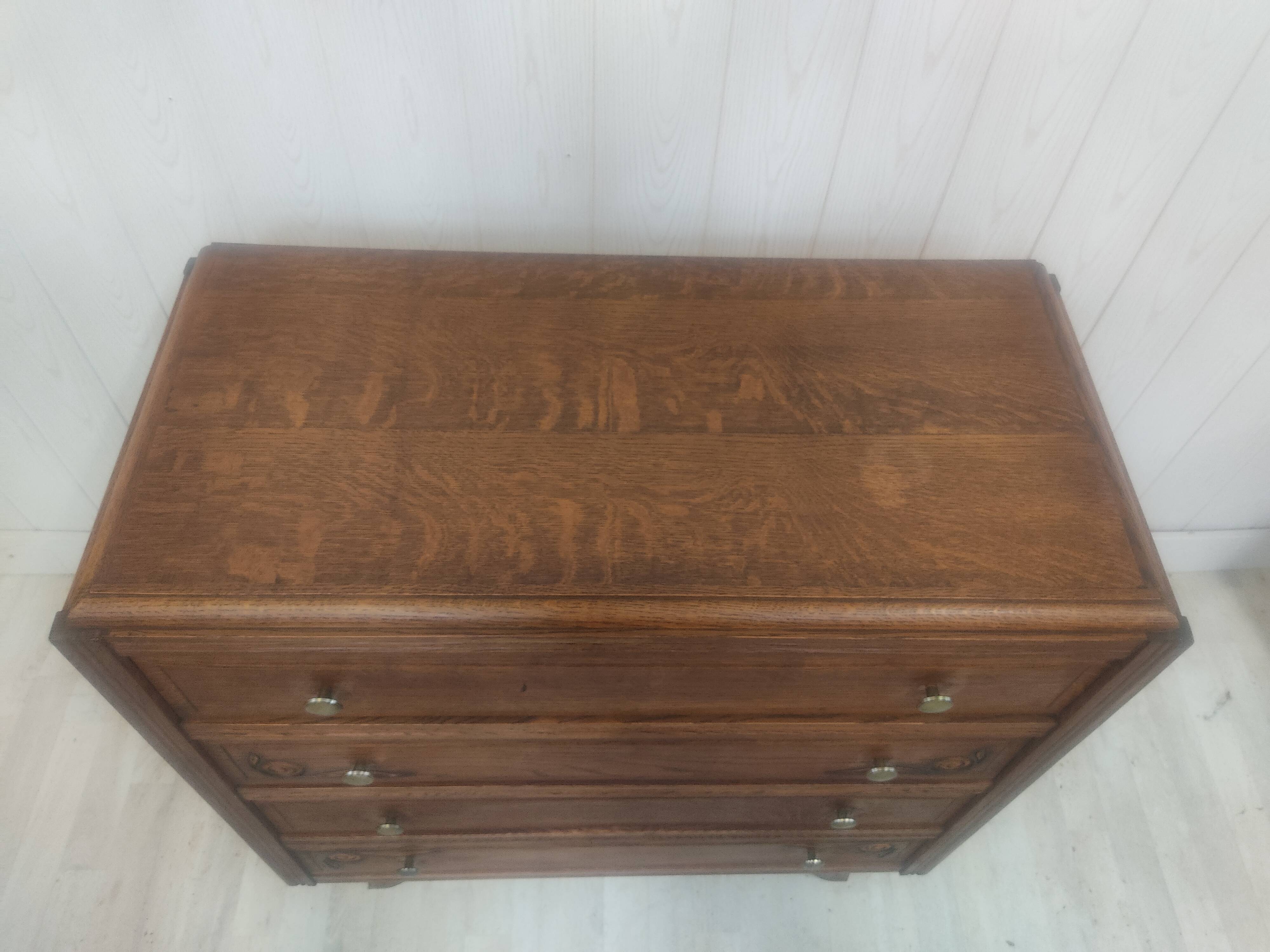 Vintage dresser compass feet 50s