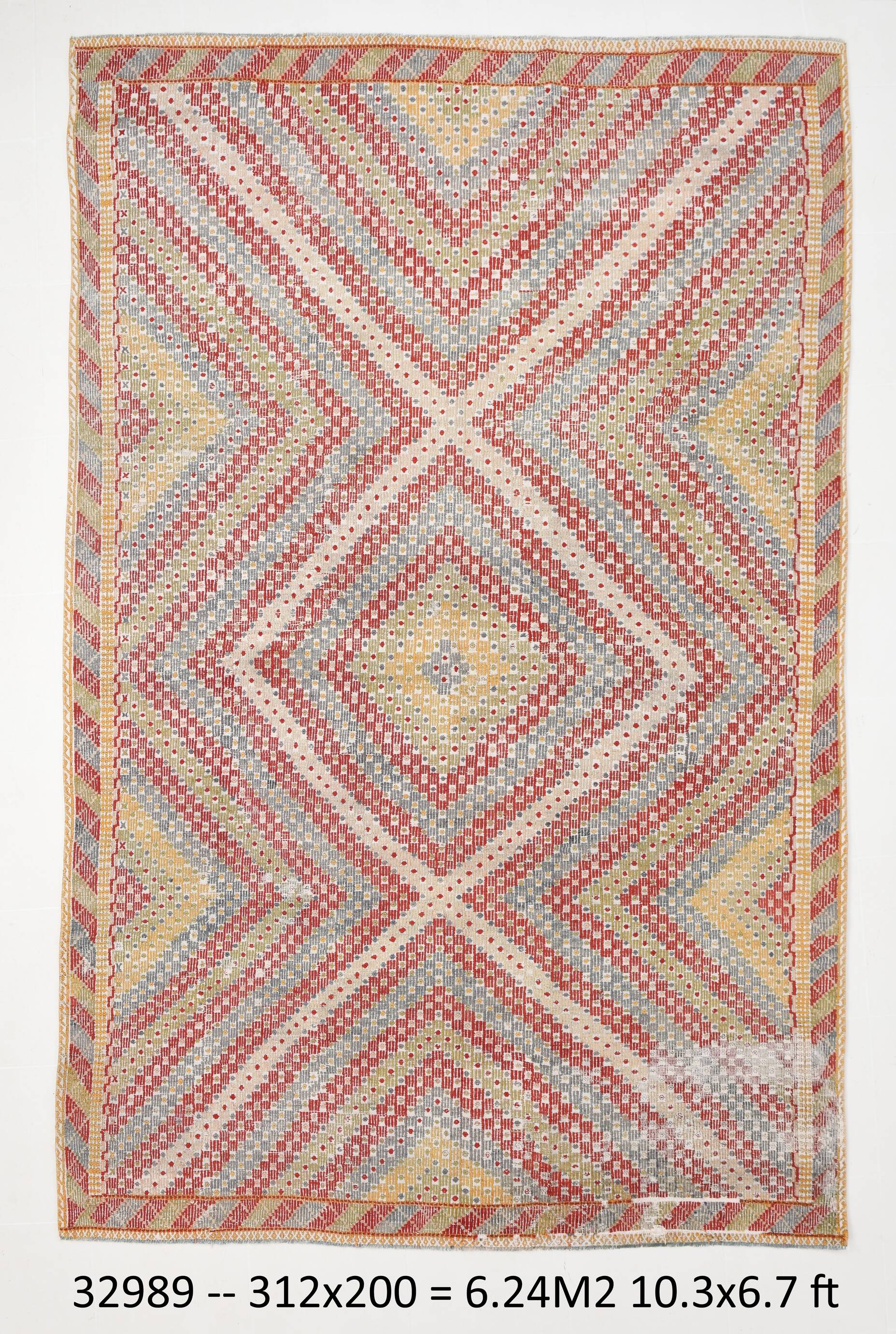 6x10 Scandinavian Vintage Kilim Rug, 200x312Cm