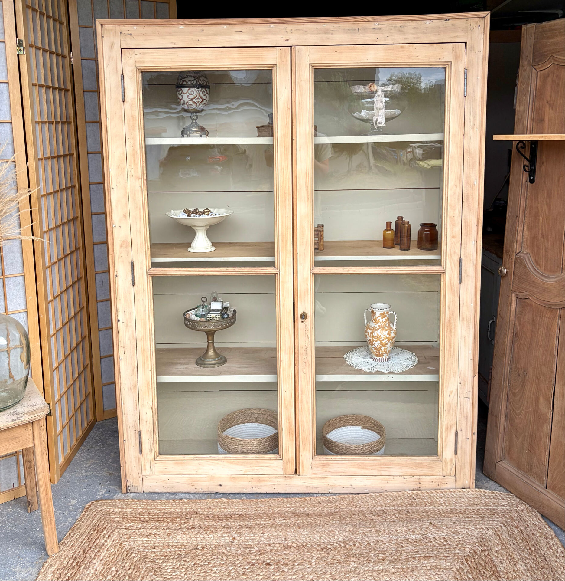 Wooden display cabinet