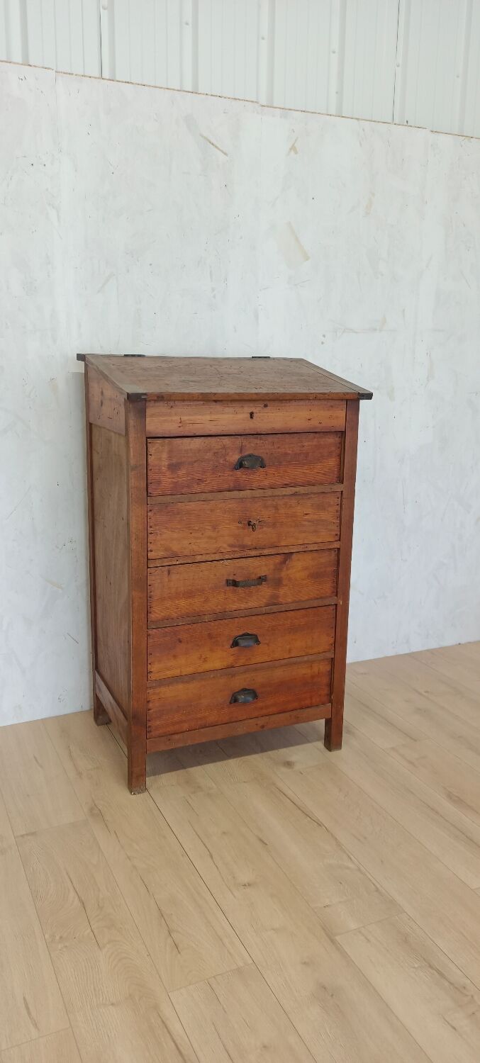 Printer's workshop furniture