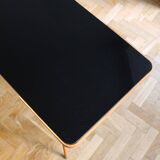 Table basse du milieu du siècle des années 1960 avec un verre opaxite noir - Version plus petite