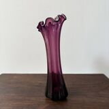 Mid-century vintage purple glass soliflore vase