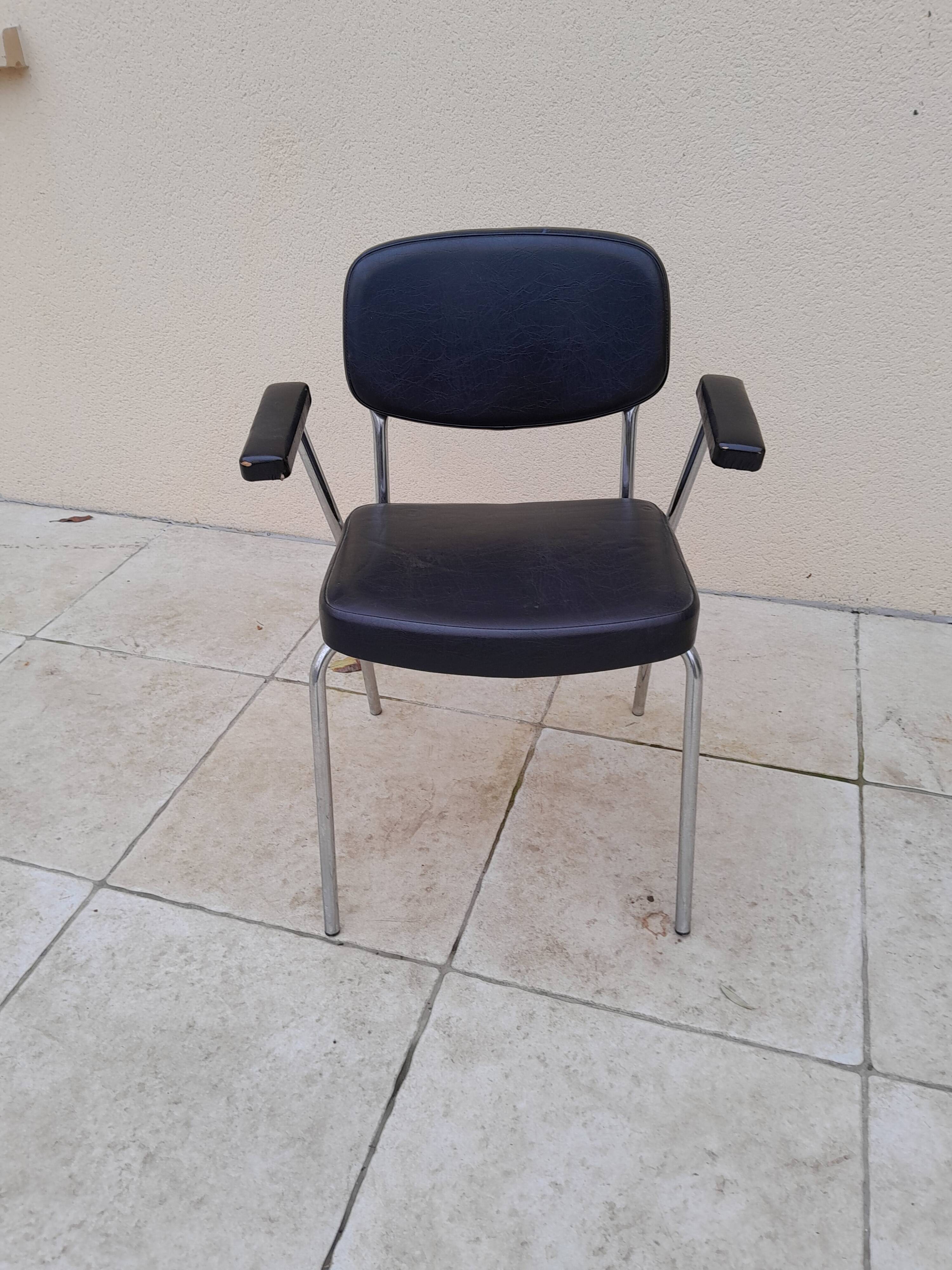 Vintage Italian design office chair