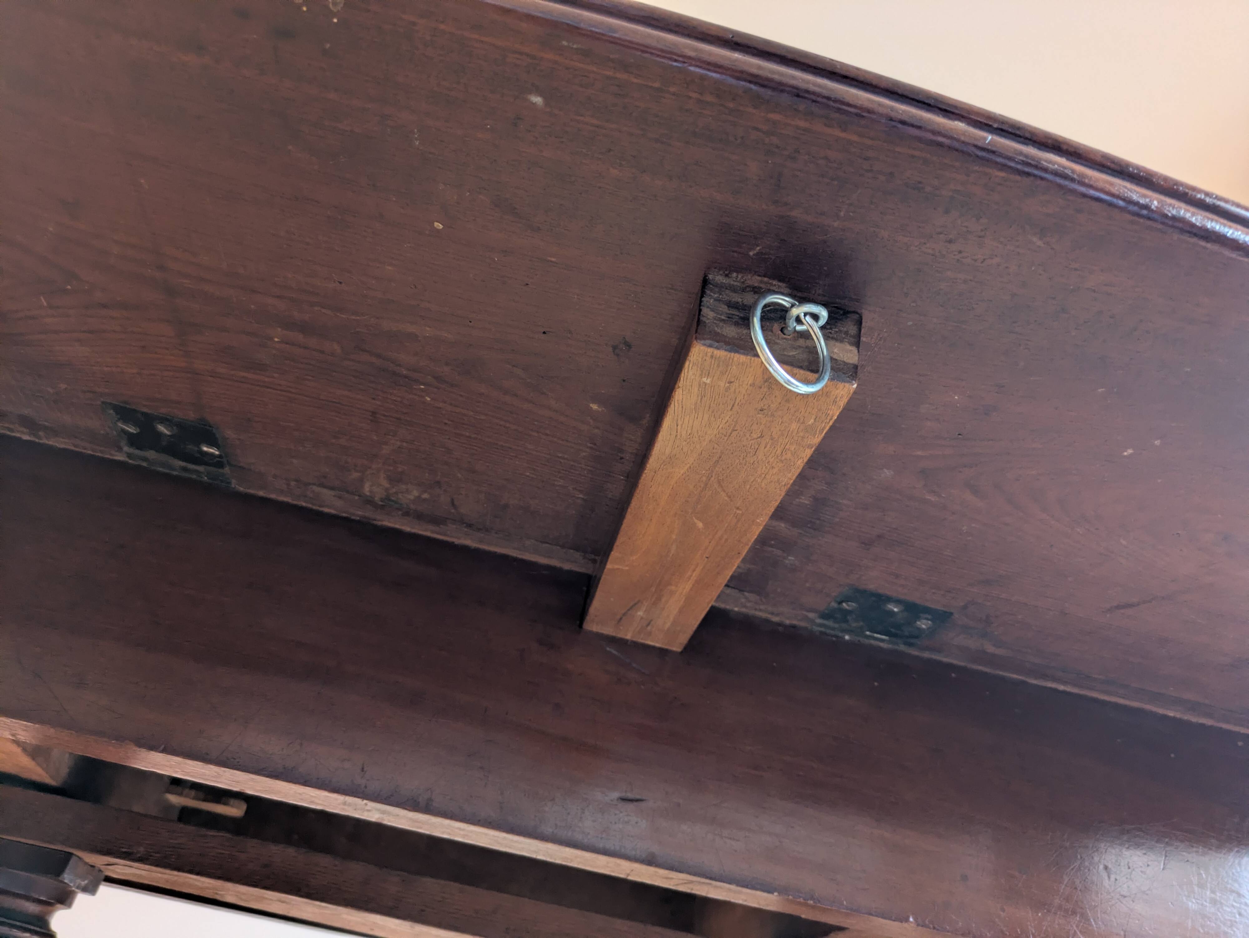 Extendable walnut table