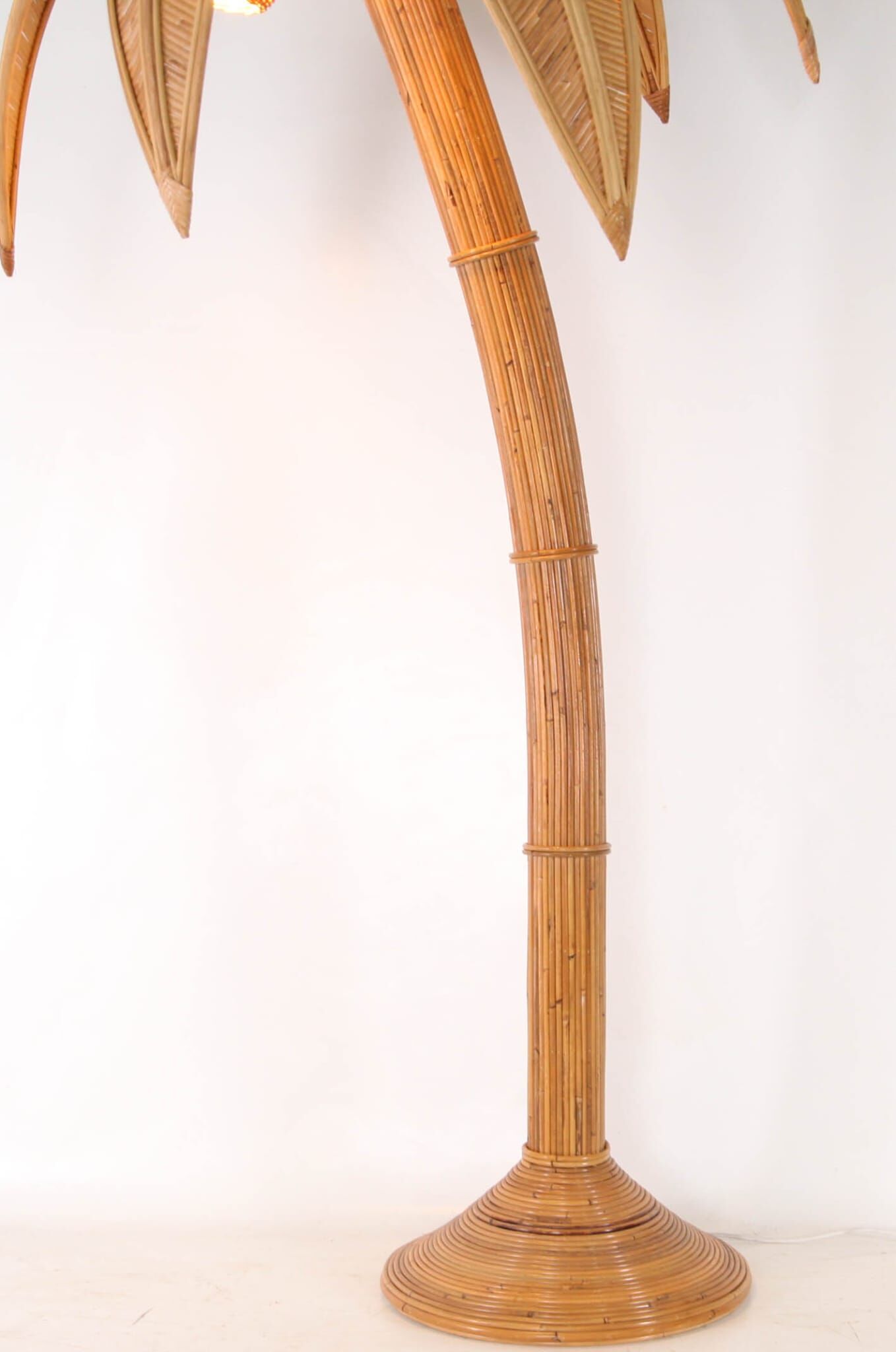 "Palm tree" floor lamp in rattan